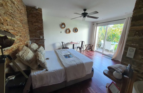 Gujan-Mestras Bed & Breakfast | Villa Bora Bora