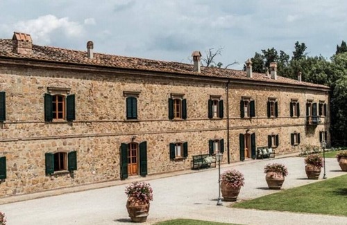 Montaione Villa | Villa Borghese - Large private villa with swimming pool