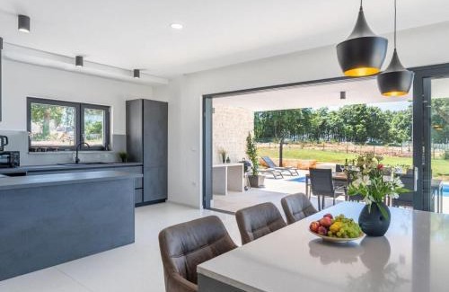 Sveti Petar u Sumi Villa | Villa Botanica Comfortable Vacation Home