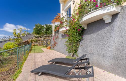 Sao Goncalo Villa | Villa Bougainvillea Palheiro Village by HR Madeira