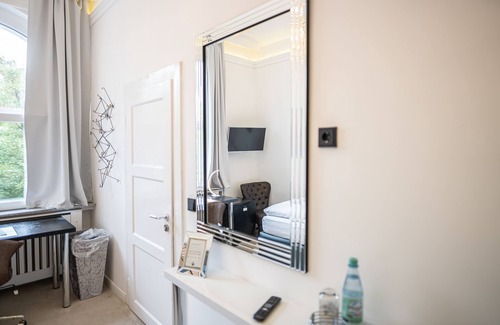 Niederzier Hotel | Villa Bowdy