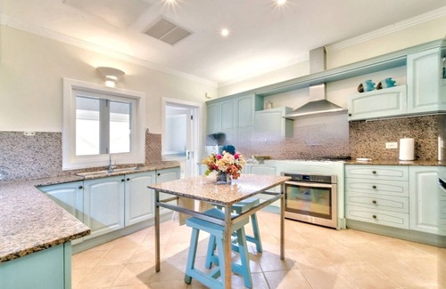 Las Palmas Villa | Villa bravo cook, maid,2 transfer, 1 golf car, pool and jacuzzi ocean front