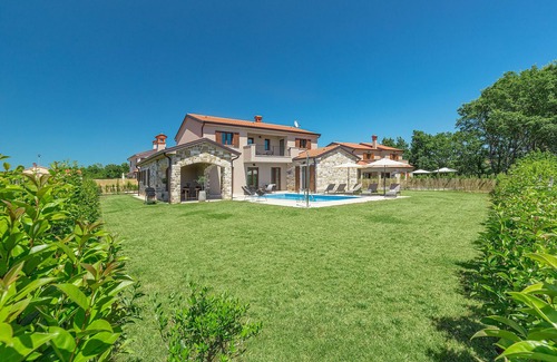 Karojba Villa | Villa Brih II
