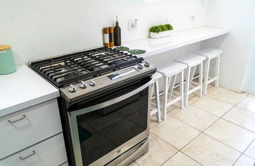 Maleza Alta Villa | Villa Brisita Eco-Chic Villa w/Hot Tub. Minutes from the beach, surfers retreat!