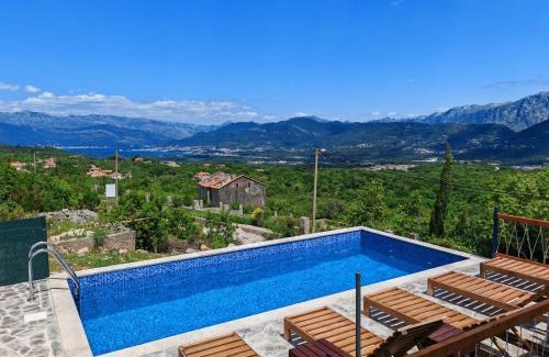 Vranovici Apartment | Villa Bubanja with shared pool