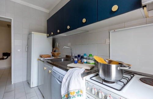 Geremeas Villa | Villa Buganvillea Near the Beach R3386