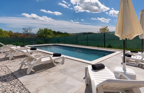 Marcenegla Villa | Villa Butoniga Nature in quiet area, clean air, silence and observing the starry sky