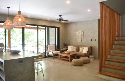 Playa Hermosa Cobano Villa | Villa Chinola- Playa Hermosa, just walk to the beach
