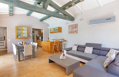 Cabris Villa | Villa Cabris by Villa Plus