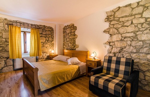Ripenda Kras Bed & Breakfast | Villa Calussovo