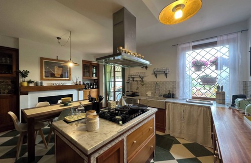 Sarzana Villa | Villa Camilla 10P by VILLASRETREATS, W/Pool, A/C, Speed Wifi, near 5 Terre
