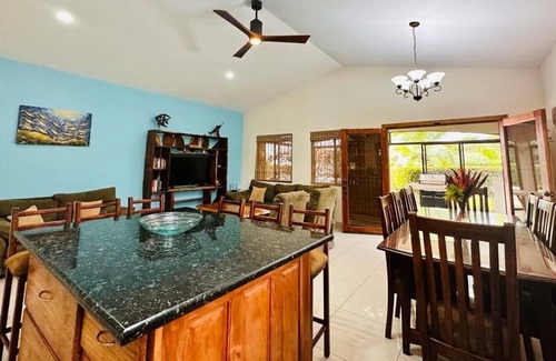 Esterillos Este House | Villa Camino Corral by Vacation Pura Vida