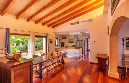 Crestatx Villa | Villa Can Marco by Sealand Villas