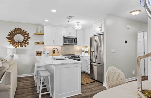 North Topsail Beach Villa | Villa Capriani Condo w/Direct Beach Access!