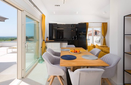 Kastelir Villa | Villa Carimelli with pool and Whirlpool