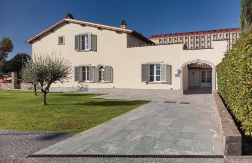Novoli - San Donato Apartment | Villa Carobbi Apartments Florence