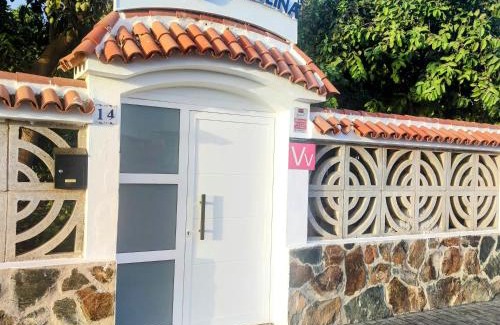 San Bartolome de Tirajana Villa | Villa Carolina with private pool