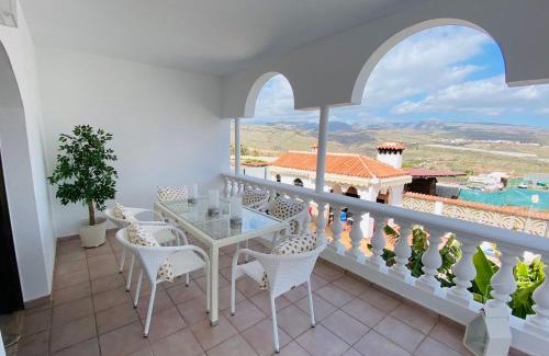 San Bartolome de Tirajana Villa | Villa Carolina with private pool