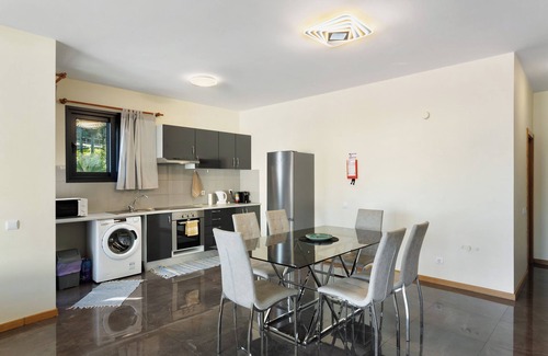 Machico Villa | Villa "Casa Da Pontinha" with Sea View, Private Garden, Outdoor Pool & Wi-Fi