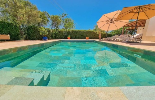 Gorjoes Villa | Villa "Casa Das Andorinhas" with Mountain View, Private Heated Pool & Wi-Fi