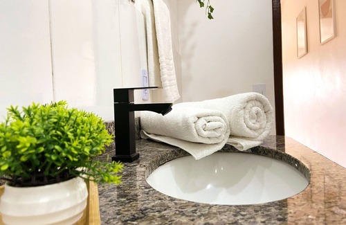 Portal da Ferradura Hotel | Villa Casablanca