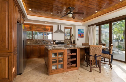Tamarindo Villa | VILLA CASCADA - Luxury Oceanfront Villa ideal for family and friends vacations