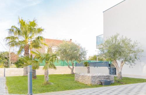 Kastel Novi Apartment | Villa Castelli, Apartment with Pool, Kastela