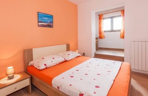 Brnobici Apartment | Villa Castello - Apartment 3, enjoy the sea view from the pool