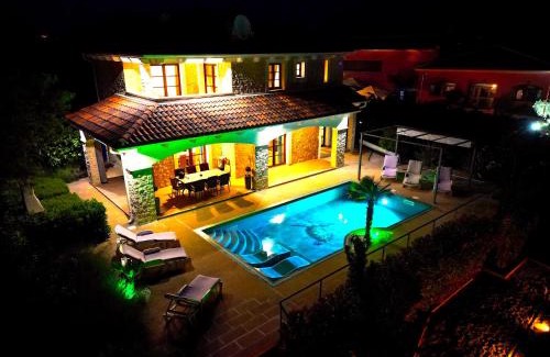 Krk Villa | Villa Cecilia - 4 bedrooms, 4 bathrooms, heated inside pool, gym