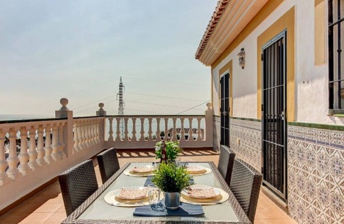 Rio Velez Ski Chalet | VILLA CEREZO