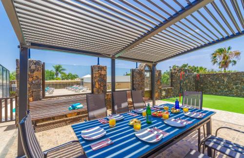 Los Mojones Villa | Villa Cervera