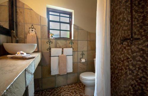Kleinmond House | Villa Chad Luxury Guesthouse