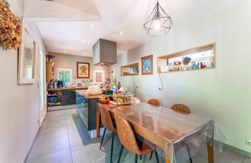 Fontvieille Villa | Villa 'Charmante Avec Piscine' with Private Pool, Wi-Fi and Air Conditioning