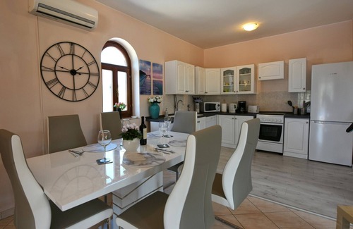 Strpacici Villa | Villa Cherry House with pool in Višnjan,Istria