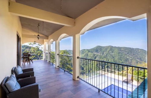 Jaco House | Villa Cielo by Jacó luxury home with pool