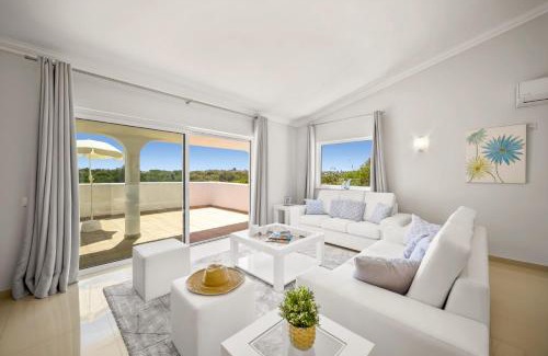 Almancil Villa | Villa Citrinos by Villa Plus