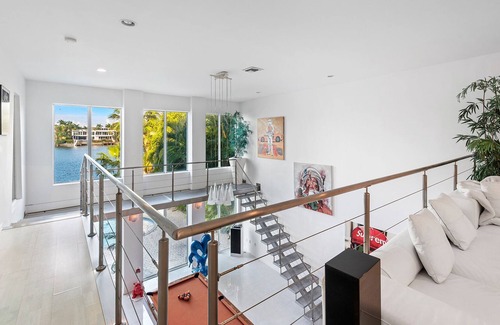 The Roads Villa | Villa Clara Waterfront 6 bedroom home 5 minutes from brickell and south beach