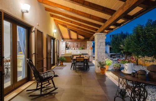 Visnjan Villa | Villa Clariss