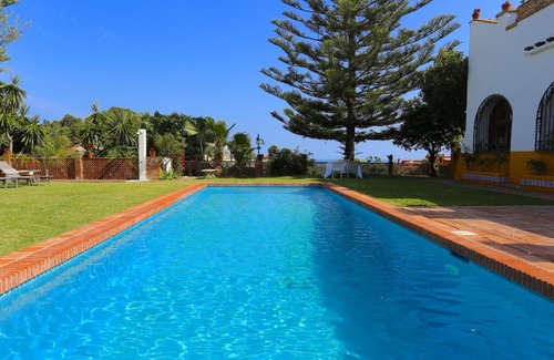 Malaga-Este Apartment | VILLA CLAVERO FOUR Premium Apt
