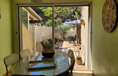 Saint-Pierre-la-Mer Villa | VILLA CLIMATISEE, GARDEN, SEA VIEWn6 to 7 people; Ideal family.
