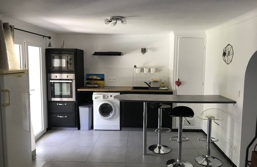 Saint-Raphael Villa | VILLA CLIMATISEE WITH SWIMMING POOL 800m FROM THE SEA WITH WIFI