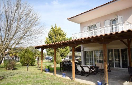 Ormos Panagias House | Villa close to the beach