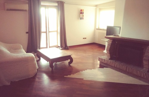 Ogliara Apartment | Villa Clotilde - Mansard Wanda