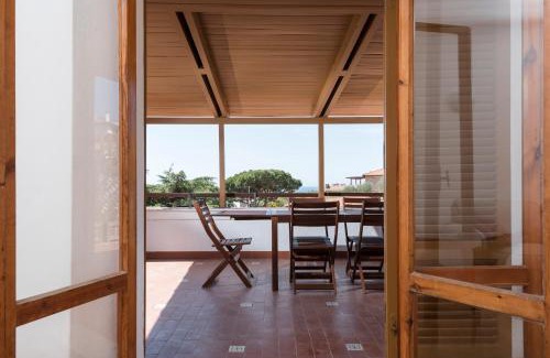 Castiglione della Pescaia Apartment | Villa con Terrazza Vista Mare
