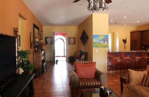 La Paz Villa | Villa Colonial