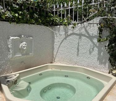 Vila Real Santo Antonio House | Villa com 5 Quartos a 5 min praia e do Centro