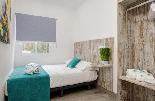 Torremolinos Villa | Villa Conchita By Seric,15´ walking to the beach