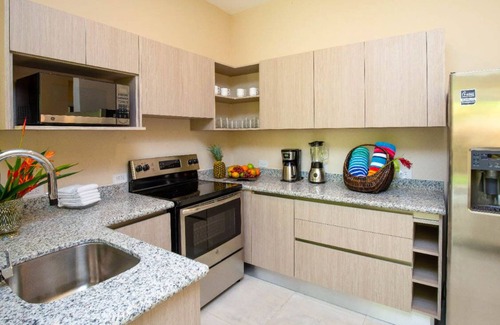 Valle Pura Vida Condo | Villa Congo, RainForest Sanctuary in Manuel Antonio, 2 Bedroom with Huge pool