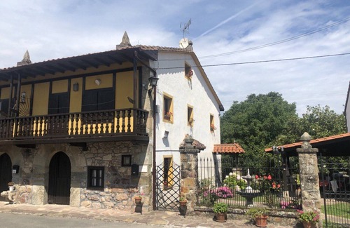 Parbayon House | Villa Consuelo