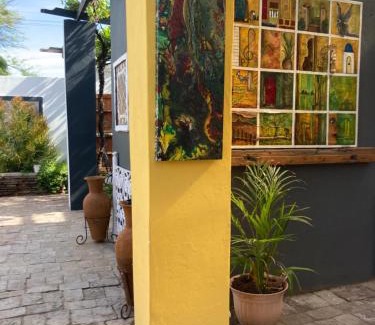 Beaufort West House | Villa Contessa